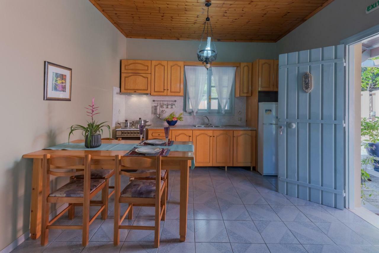 Mihaila Bungalows Спартия Екстериор снимка